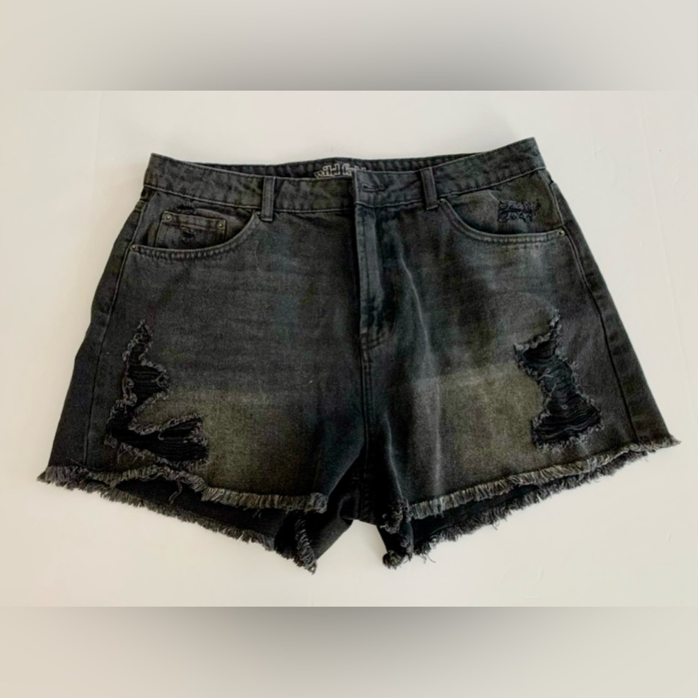WILD FABLE Distressed Shorts Size 12